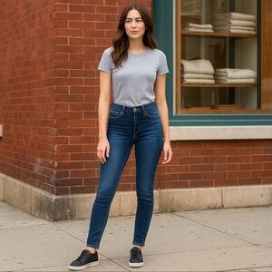 Calvin Klein Women’s High Rise Skinny Jeans Size 6 Dark Wash Denim